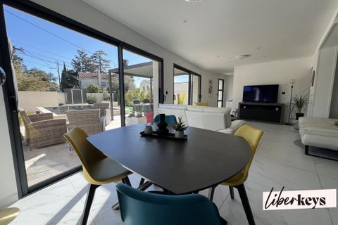 Villa i Avignon, Vaucluse, Avignon - € 420.000 | Ref: DOM24409 - foto 1
