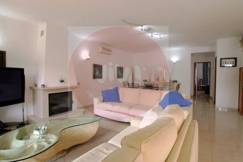 Rækkehus i Lagoa, Faro, Lagoa - € 598.000 | Ref: V2-251029 - foto 5