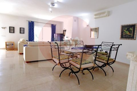 Rækkehus i Lagoa, Faro, Lagoa - € 598.000 | Ref: V2-251029 - foto 7