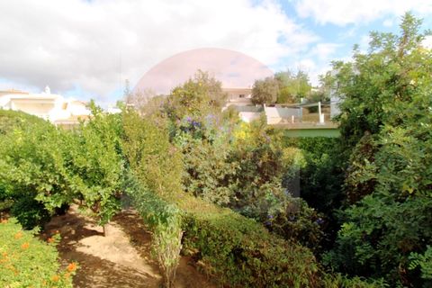 Rækkehus i Lagoa, Faro, Lagoa - € 598.000 | Ref: V2-251029 - foto 14