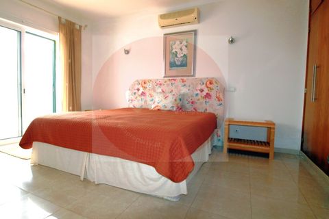 Rækkehus i Lagoa, Faro, Lagoa - € 598.000 | Ref: V2-251029 - foto 23
