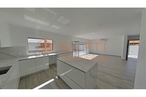 Villa a Entroncamento, Santarem, Entroncamento - € 470.000 | Ref: SAFTI:007386 - foto 25