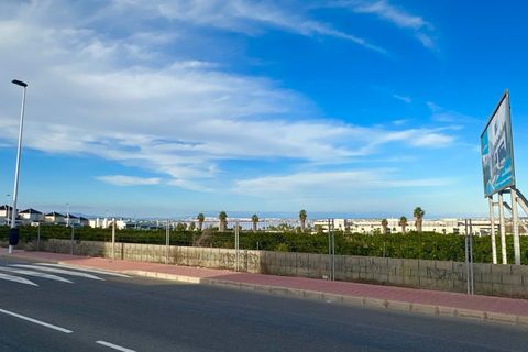Byhus i Torrevieja, Alicante, Torrevieja - € 449.900 | Ref: MLSC8480289 - foto 10
