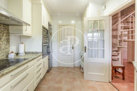 Villa a Godella, Valencia, Godella - € 650.000 | Ref: VV2511014 - foto 8