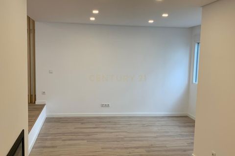 Lejlighed i Amadora, Lisbon, Amadora - € 750.000 | Ref: C0221-03784 - foto 7