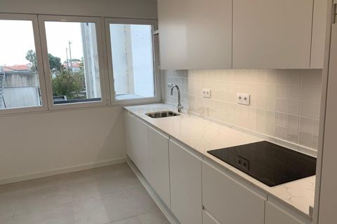 Lejlighed i Amadora, Lisbon, Amadora - € 750.000 | Ref: C0221-03784 - foto 12