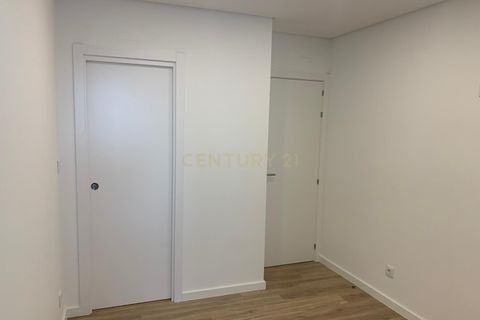 Lejlighed i Amadora, Lisbon, Amadora - € 750.000 | Ref: C0221-03784 - foto 18