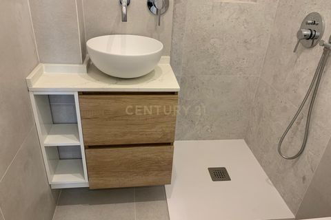 Lejlighed i Amadora, Lisbon, Amadora - € 750.000 | Ref: C0221-03784 - foto 20