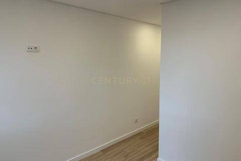 Lejlighed i Amadora, Lisbon, Amadora - € 750.000 | Ref: C0221-03784 - foto 31