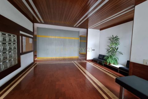 Lejlighed i Amadora, Lisbon, Amadora - € 750.000 | Ref: C0221-03784 - foto 33