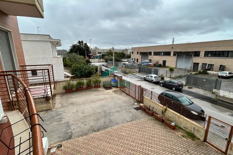Erhvervsejendom i Modugno, Bari, Modugno - € 520.000 | Ref: 12005/2025 - foto 25