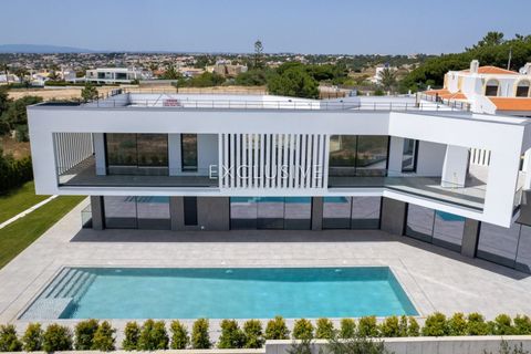 Villa i Albufeira, Faro, Albufeira - € 2.750.000 | Ref: EAV-4061 - foto 1