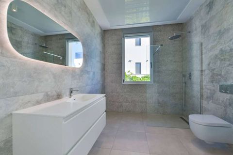 Villa a Finestrat, Alicante, Finestrat - € 1.750.000 | Ref: GH-622549 - foto 7