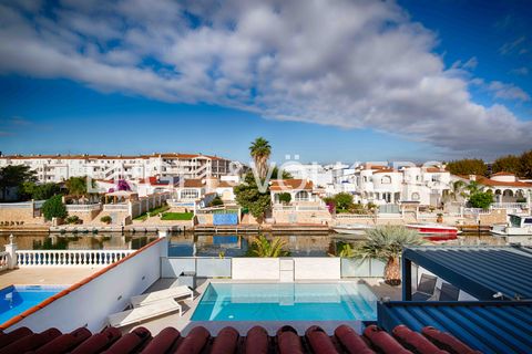 Villa i Empuriabrava, Gerona, Empuriabrava - € 1.450.000 | Ref: W-04786R - foto 29