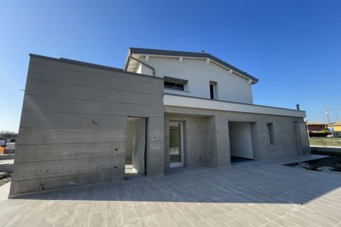 Leilighet i Suzzara, Mantua, Suzzara - € 255 000 | Ref: 2641 - foto 2