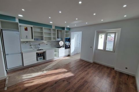 Lejlighed i Amadora, Lisbon, Amadora - € 335.000 | Ref: ACE060/2025 - foto 1