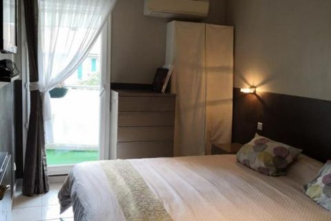 Villa a Marseille, Bouches-du-Rhone, Marseille - € 750/mes | Ref: 574873 - foto 3