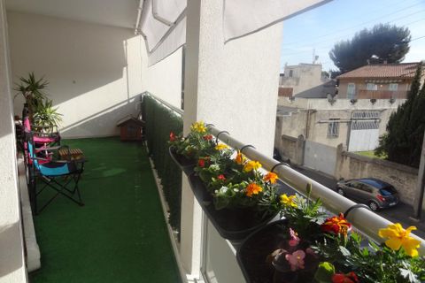 Villa a Marseille, Bouches-du-Rhone, Marseille - € 750/mes | Ref: 574873 - foto 4