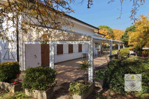 Erhvervsejendom i Cinto Euganeo, Padua, Cinto Euganeo - € 320.000 | Ref: ATT3 - foto 1