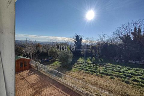 Villa a Monsano, Ancona, Monsano - € 250.000 | Ref: F999 - foto 4