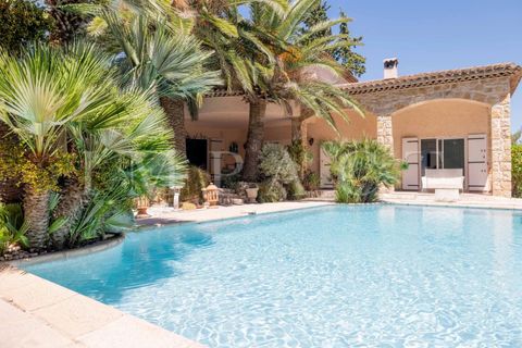Villa i Mougins, Alpes-Maritimes, Mougins - € 1.840.000 | Ref: 2085 CD - foto 2