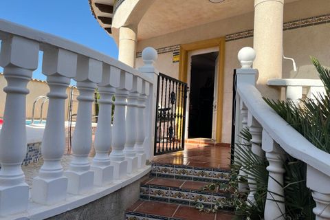 Villa i Playa Flamenca, Alicante, Playa Flamenca - € 360.000 | Ref: V-92911 - foto 5