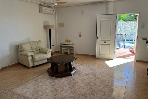 Villa i Playa Flamenca, Alicante, Playa Flamenca - € 360.000 | Ref: V-92911 - foto 28