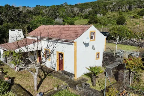 Helårsgrund i Horta, Faial, Horta - € 149.500 | Ref: 374250278 - foto 1