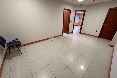 L'establiment comercial a Albox, Almeria, Albox - € 950/mes | Ref: 2845 - foto 2