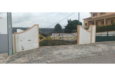 Helårsgrund i Alenquer, Lisbon, Alenquer - € 160.000 | Ref: 63884 - foto 1