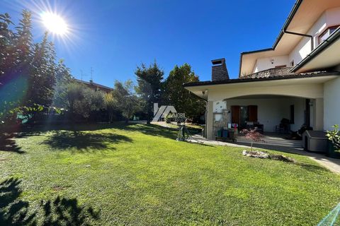 Villa i Torbole Casaglia, Brescia, Torbole Casaglia - € 1.150.000 | Ref: 657 - foto 7