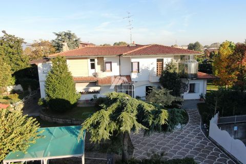 Villa i Torbole Casaglia, Brescia, Torbole Casaglia - € 1.150.000 | Ref: 657 - foto 25
