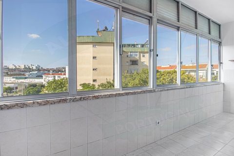 Duplex i Amadora, Lisbon, Amadora - € 445.000 | Ref: 001.014.039 - foto 12