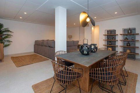 Villa em Elche, Alicante, Elche - € 372.500 | Ref: LUX5551 - foto 13