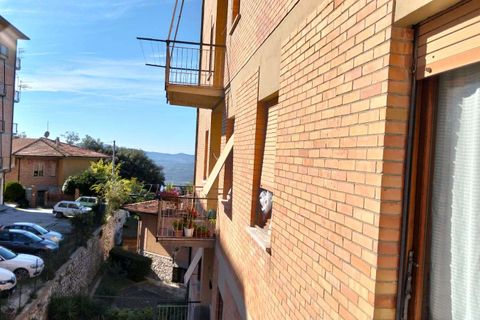 Villa i Volterra, Pisa, Volterra - € 180.000 | Ref: A-301-730024 - foto 1