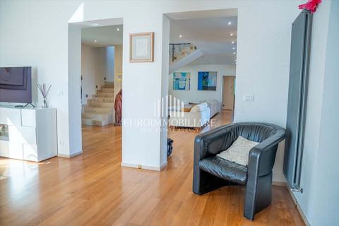 Villa en Arezzo, Arezzo, Arezzo - € 1.250.000 | Ref: VL117 - photo 10