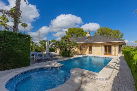 Villa i Orihuela Costa, Alicante, Orihuela Costa - € 599.900 | Ref: AG19MLSC9490361 - foto 9