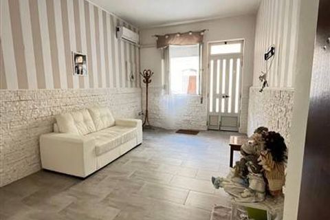 Villa a Solarino, Siracusa, Solarino - € 85.000 | Ref: 35 - foto 4