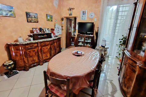 Villa a Floridia, Siracusa, Floridia - € 60.000 | Ref: 65 - foto 6