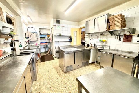 Erhvervsejendom i Montcuq, Lot, Montcuq - € 110.000 | Ref: EB34CC84A32140E4 - foto 4