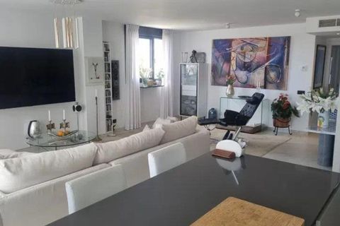 Penthouse i Estepona, Malaga, Estepona - € 1 499 000 | Ref: CDS5063341-FO - foto 4