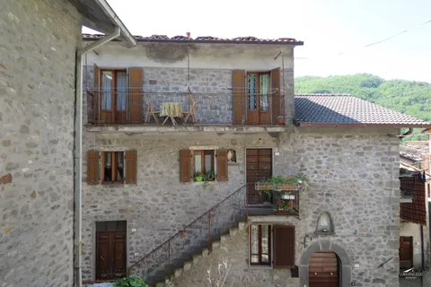 Landejendom i Bagnone, Massa and Carrara, Bagnone - € 75.000 | Ref: 170 - foto 1