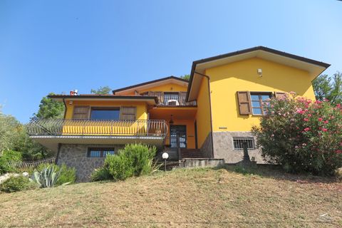 Villa i Bagnone, Massa and Carrara, Bagnone - € 410.000 | Ref: 162 - foto 1