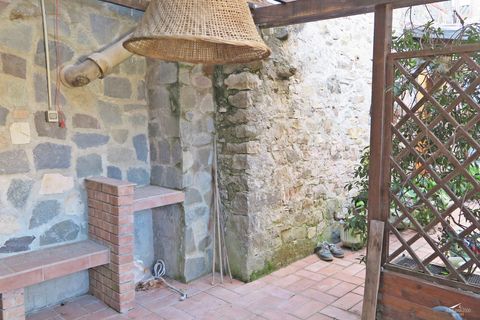 Villa i Bagnone, Massa and Carrara, Bagnone - € 85.000 | Ref: 224A - foto 5