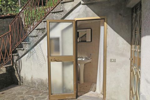 Villa i Bagnone, Massa and Carrara, Bagnone - € 60.000 | Ref: 138A - foto 8