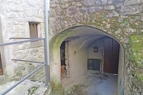 Casa adossada a Bagnone, Massa and Carrara, Bagnone - € 60.000 | Ref: 497A - foto 32