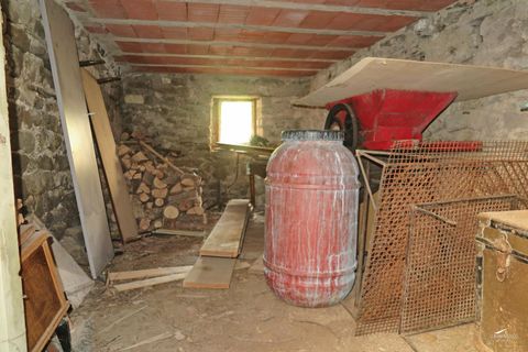 Casa adossada a Bagnone, Massa and Carrara, Bagnone - € 60.000 | Ref: 497A - foto 33