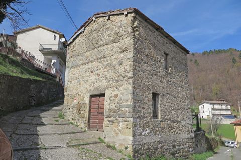 Landejendom i Comano, Massa and Carrara, Comano - € 85.000 | Ref: 178A - foto 1