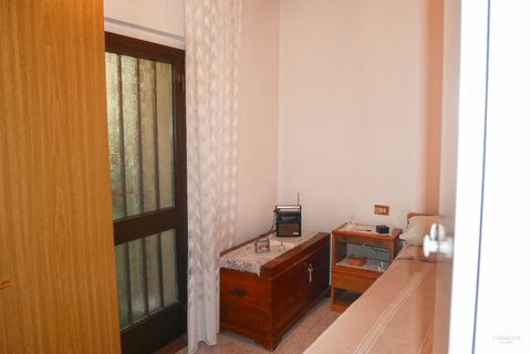 Villa a Fivizzano, Massa and Carrara, Fivizzano - € 100.000 | Ref: 053L - foto 27