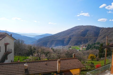 Villa a Fivizzano, Massa and Carrara, Fivizzano - € 100.000 | Ref: 053L - foto 29